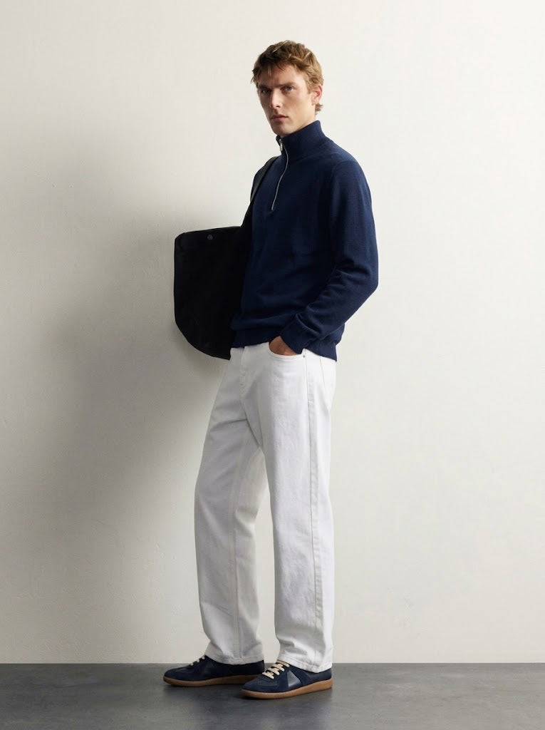 NAVY QUARTER ZIPPER